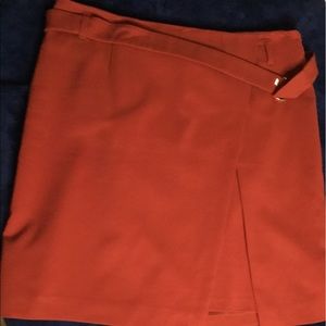 SKIRT -NWT-WHBM CINNAMON